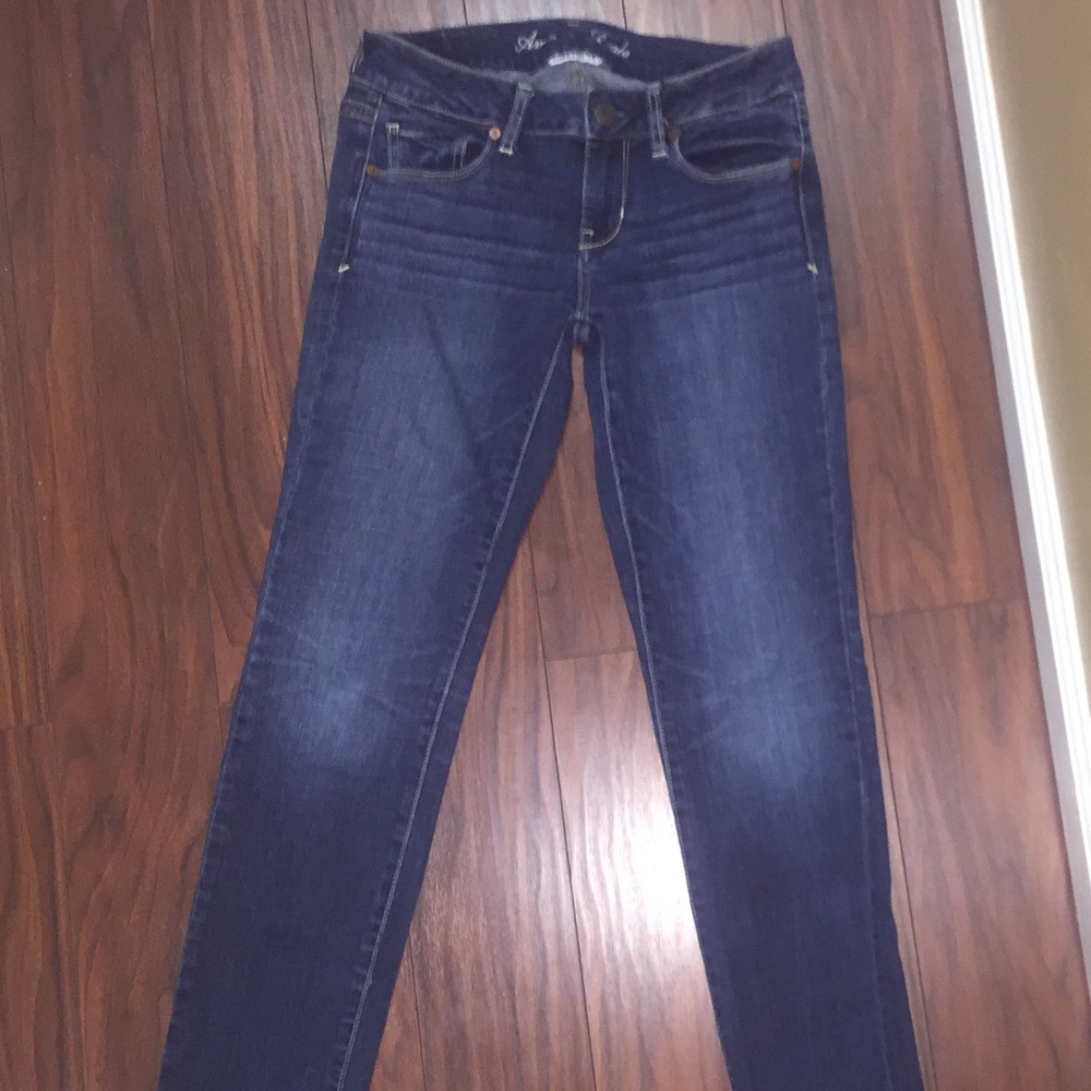 American Eagle Skinny Jeans size 4 short